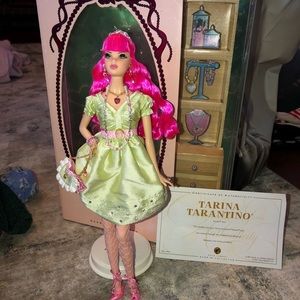 Tarina Tarantino collectors doll